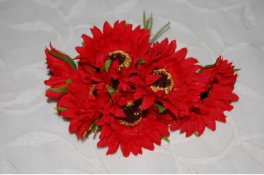 Ramillete flamenca 6 flores margaritas rojas