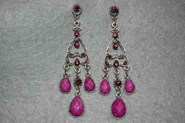 Outstanding long purple pyramid