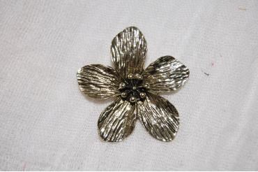 Broche bella flor oro viejo