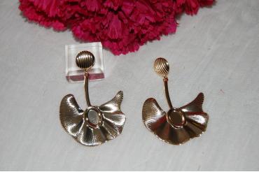 Pendientes dorados Flor de marzo