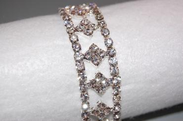 Bracelet diamond glitters