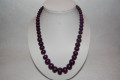 Collar morado madera