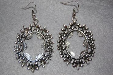 Earrings silver frame