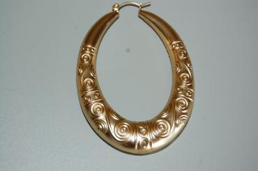 Oval golden rings