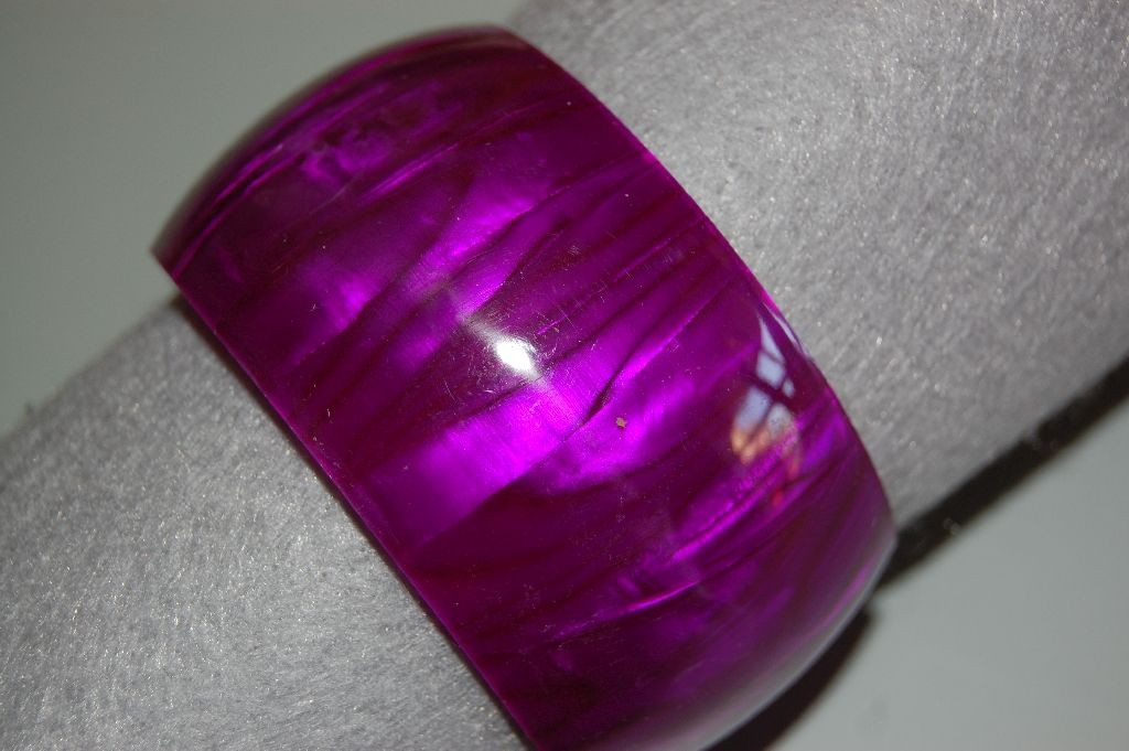 Purple bracelet carei triana