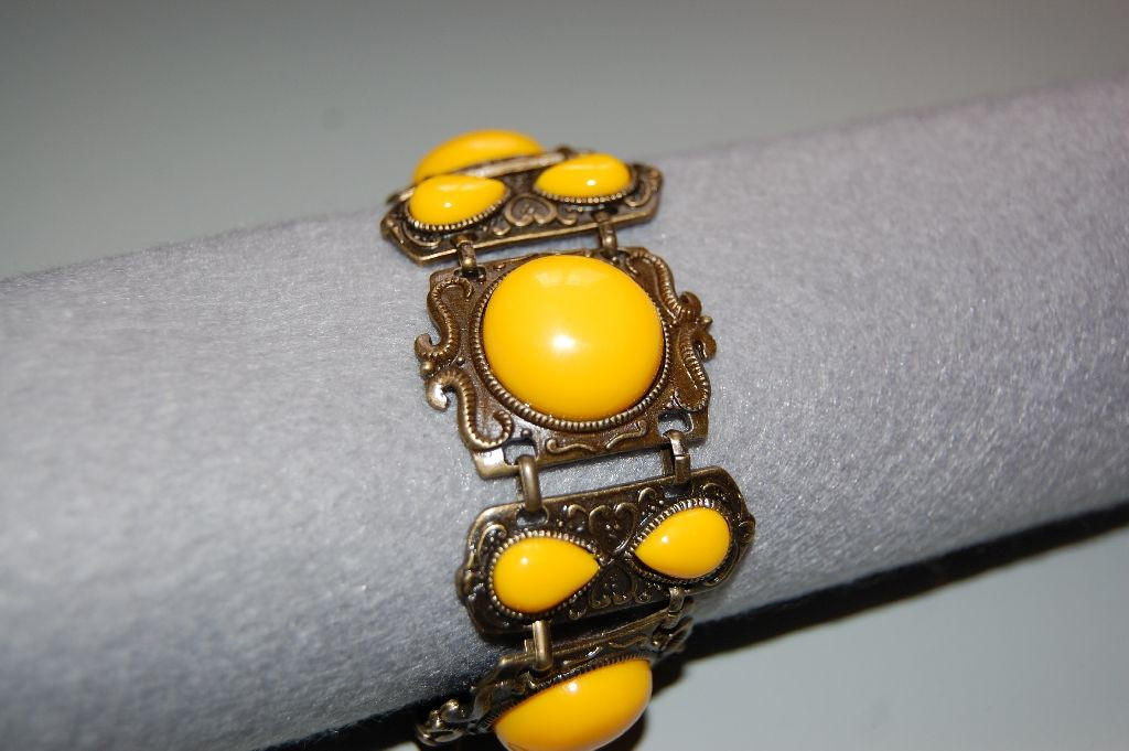 East bracelet yellow gold