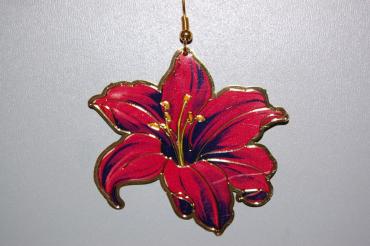 Earrings pretty red flower