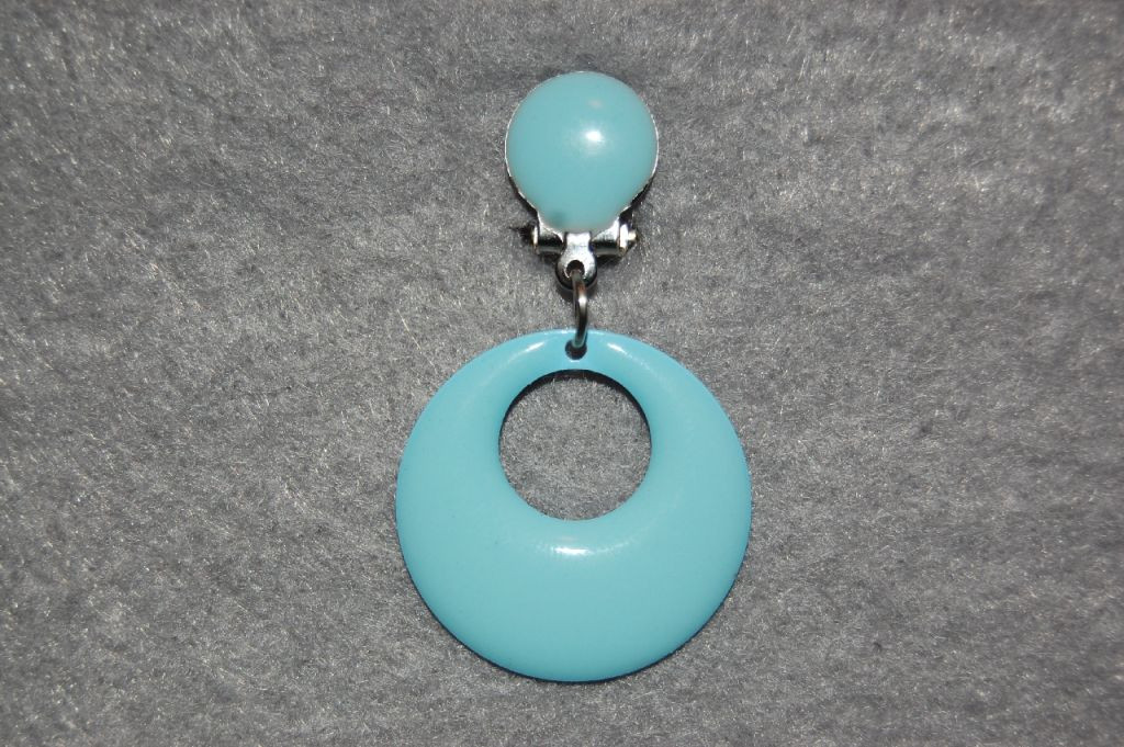 Pendant turquoise metal girl