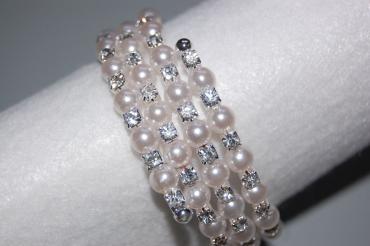 Pulsera de perlas y brillos intercalados