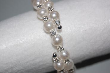 Beautiful bracelet with beads