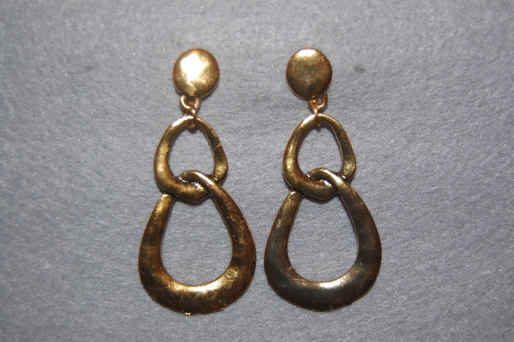 Golden earrings Clarisa