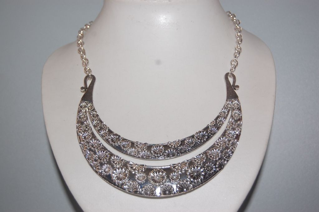 Necklace Choker silver Saima