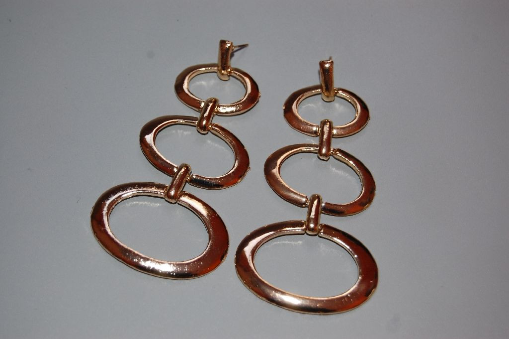 Monica golden earrings