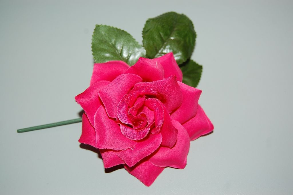 Flor de niña fucsia