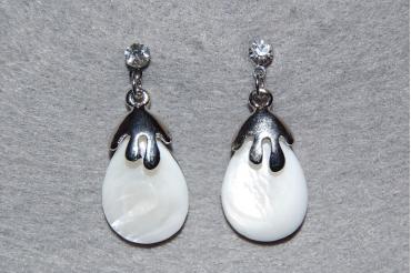 Pending Marisa Pearl