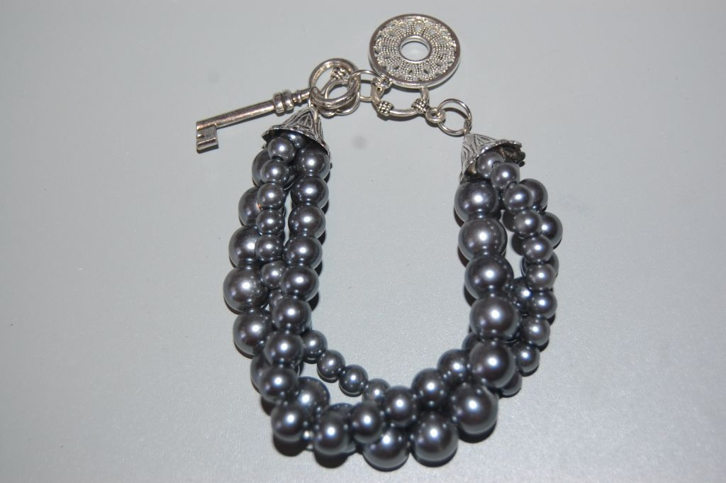 Bracelet Pearl and silver-gray color keys