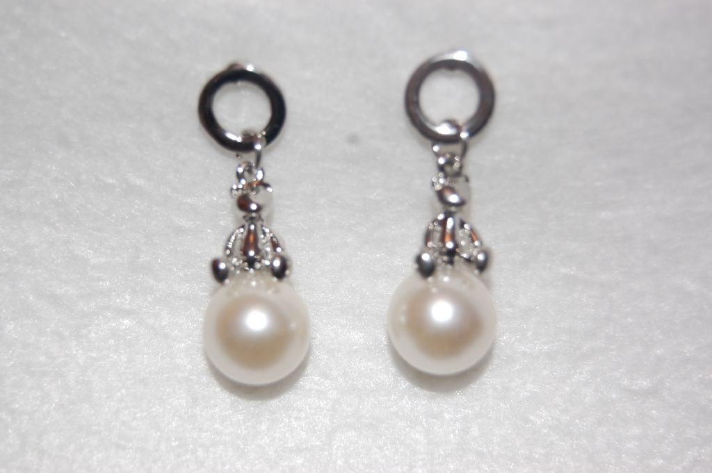 Bear earrings and Pearl