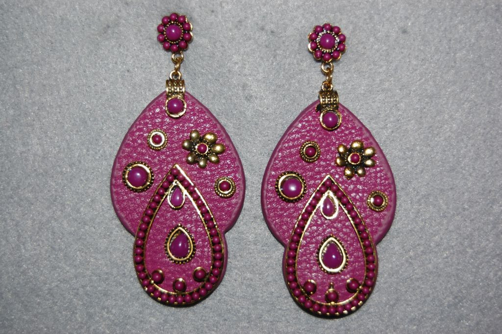 Purple polka dot earrings