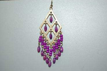 Earrings diamond wood purple