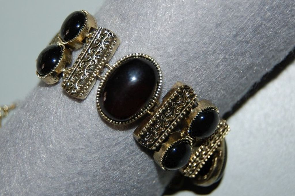 Pulsera Triana negra y dorada