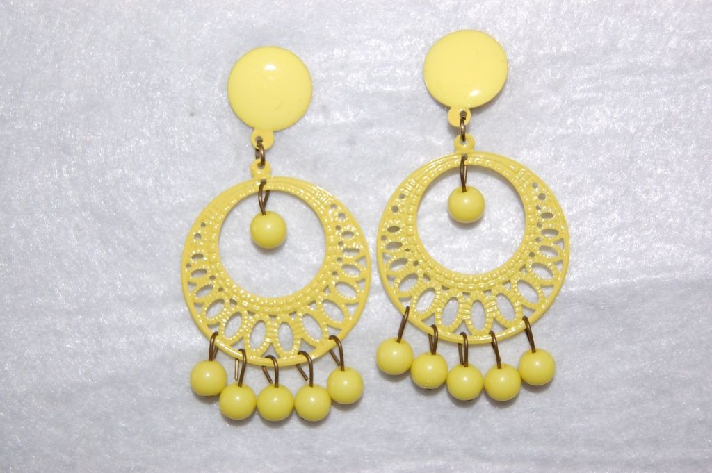 Earrings yellow Lunarillo