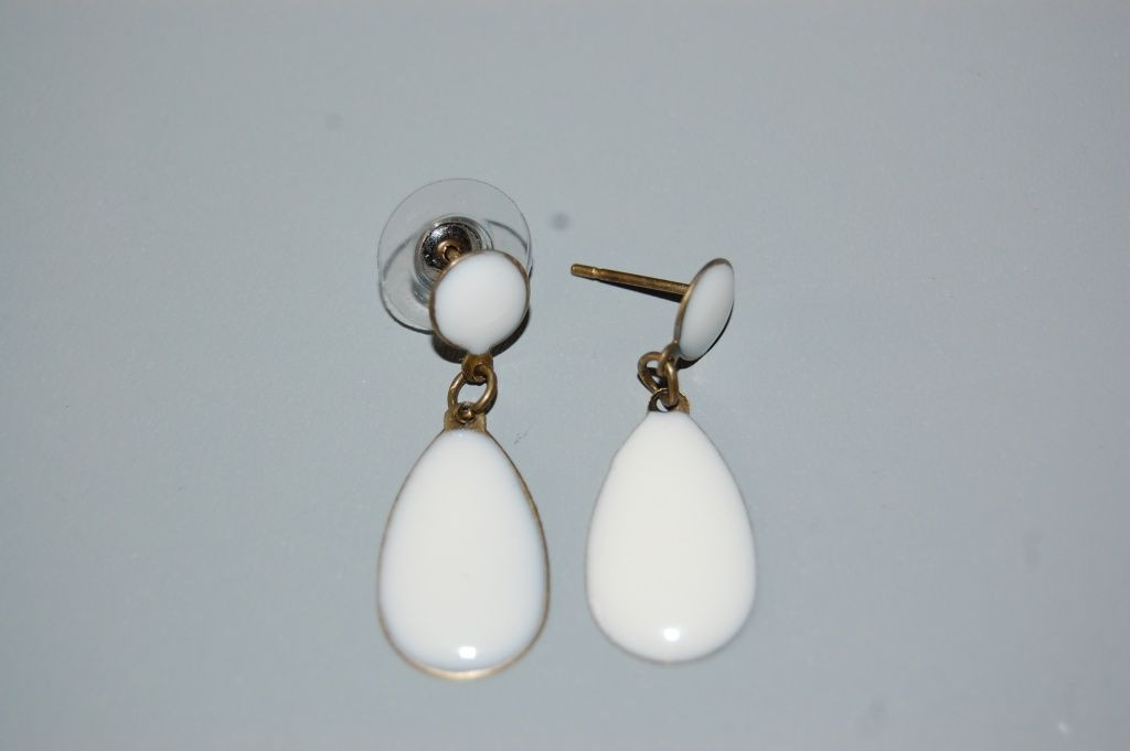 Earring gypsy girl white