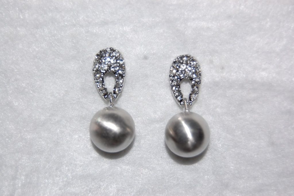 Earrings Pearl Grey Edfu