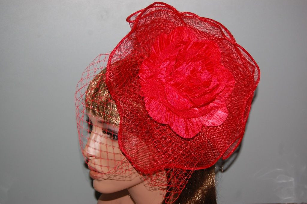 Red new Queen headdress