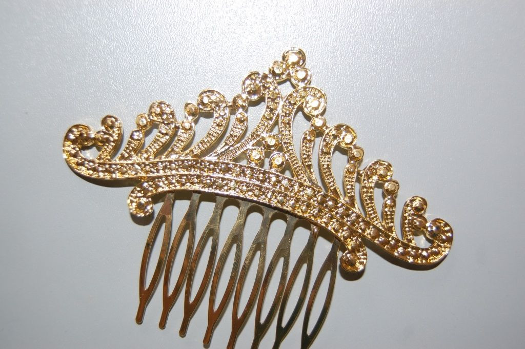 Princess Tiana golden comb