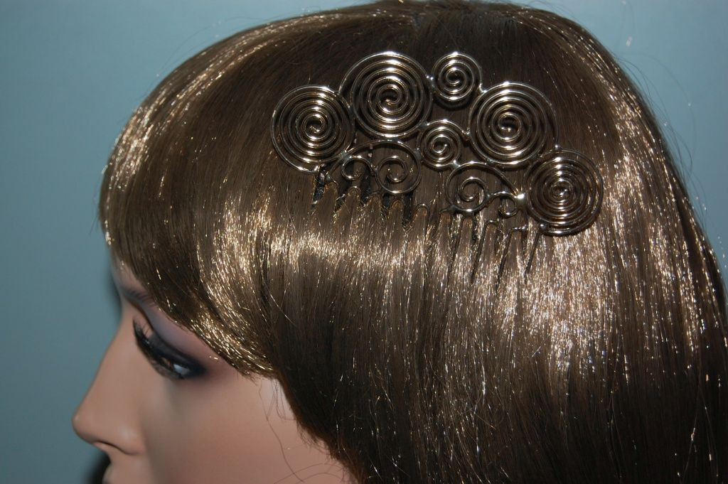 Golden spiral comb