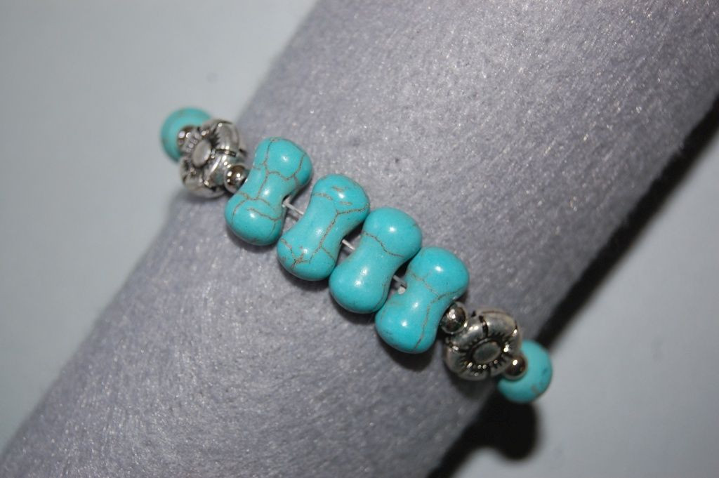 Bracelet turquoise bones