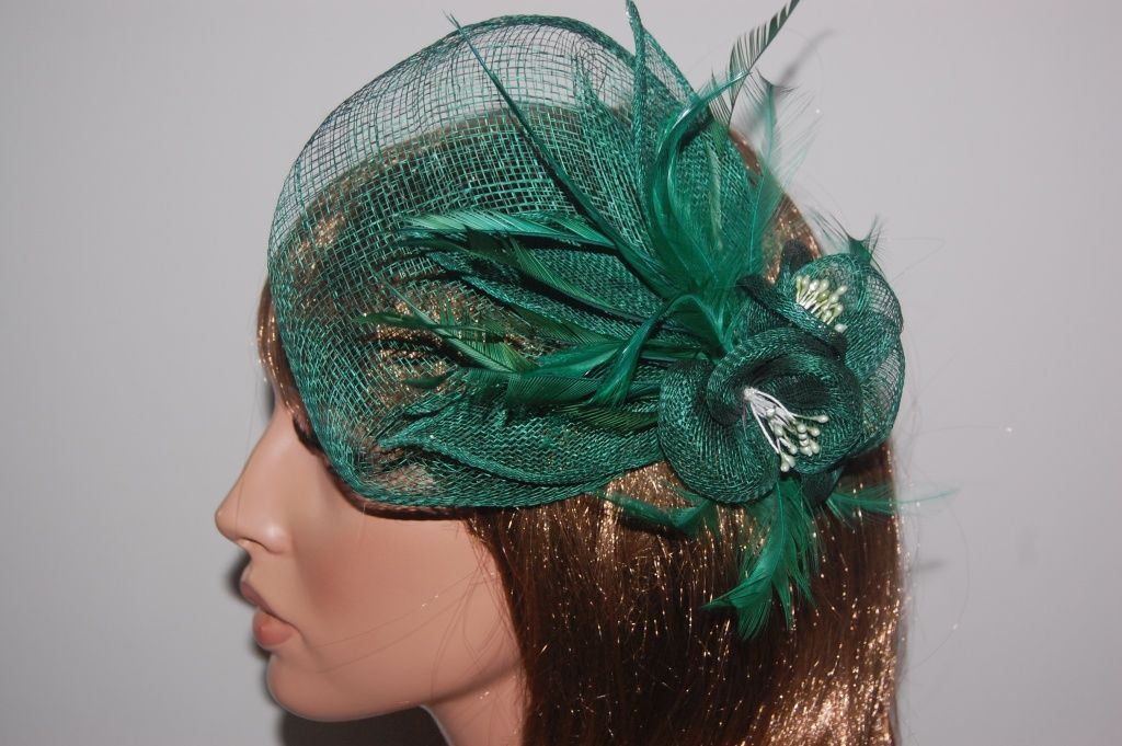 Great Green María headdress