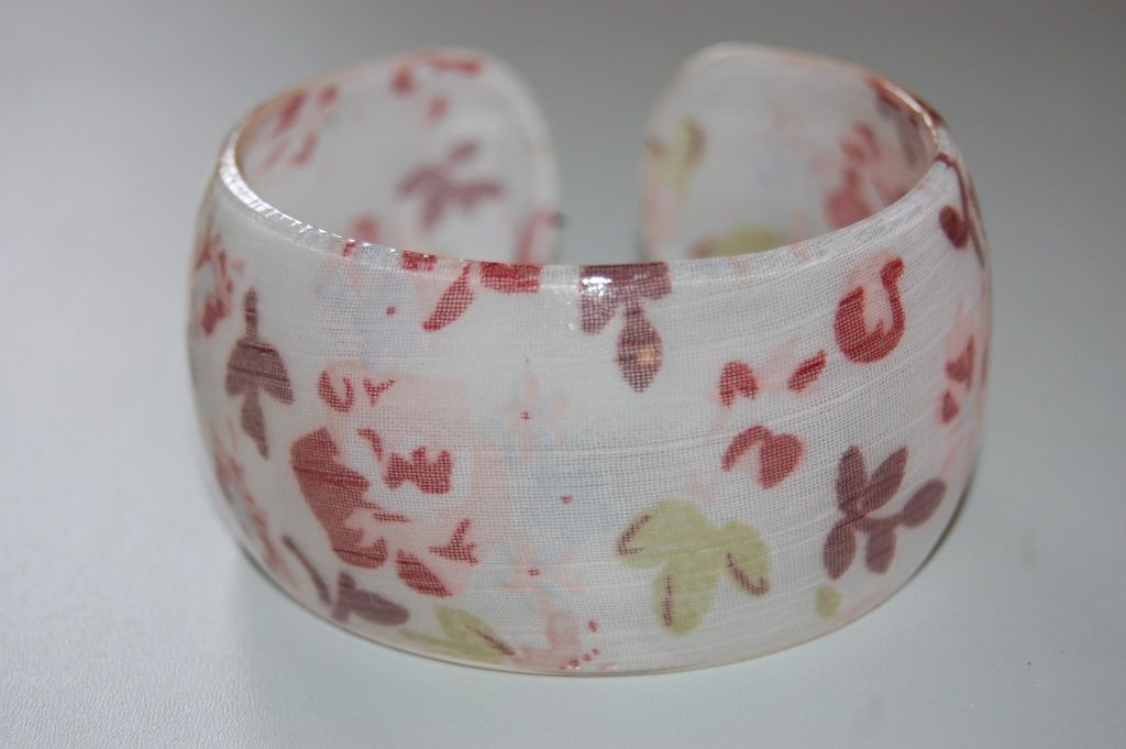 Bracelet a hundred white flowers