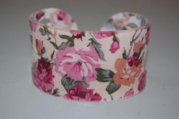 Bracelet pink lantern and flower