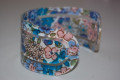 Pulsera farolillos azul y flores