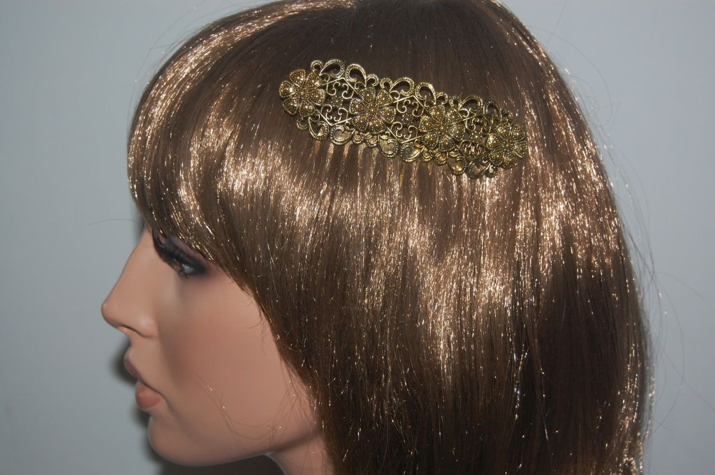 Cleopatra golden comb