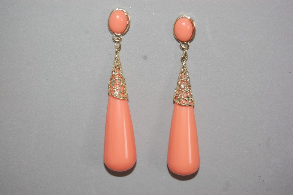 Coral earrings coral light