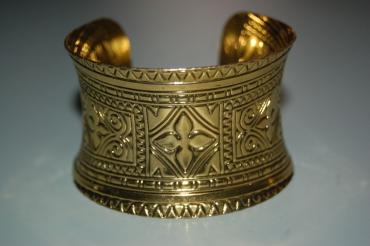 New cuff Golden Perseus