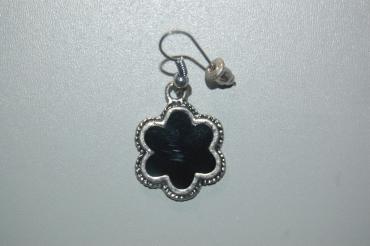 Black flower Silver earrings